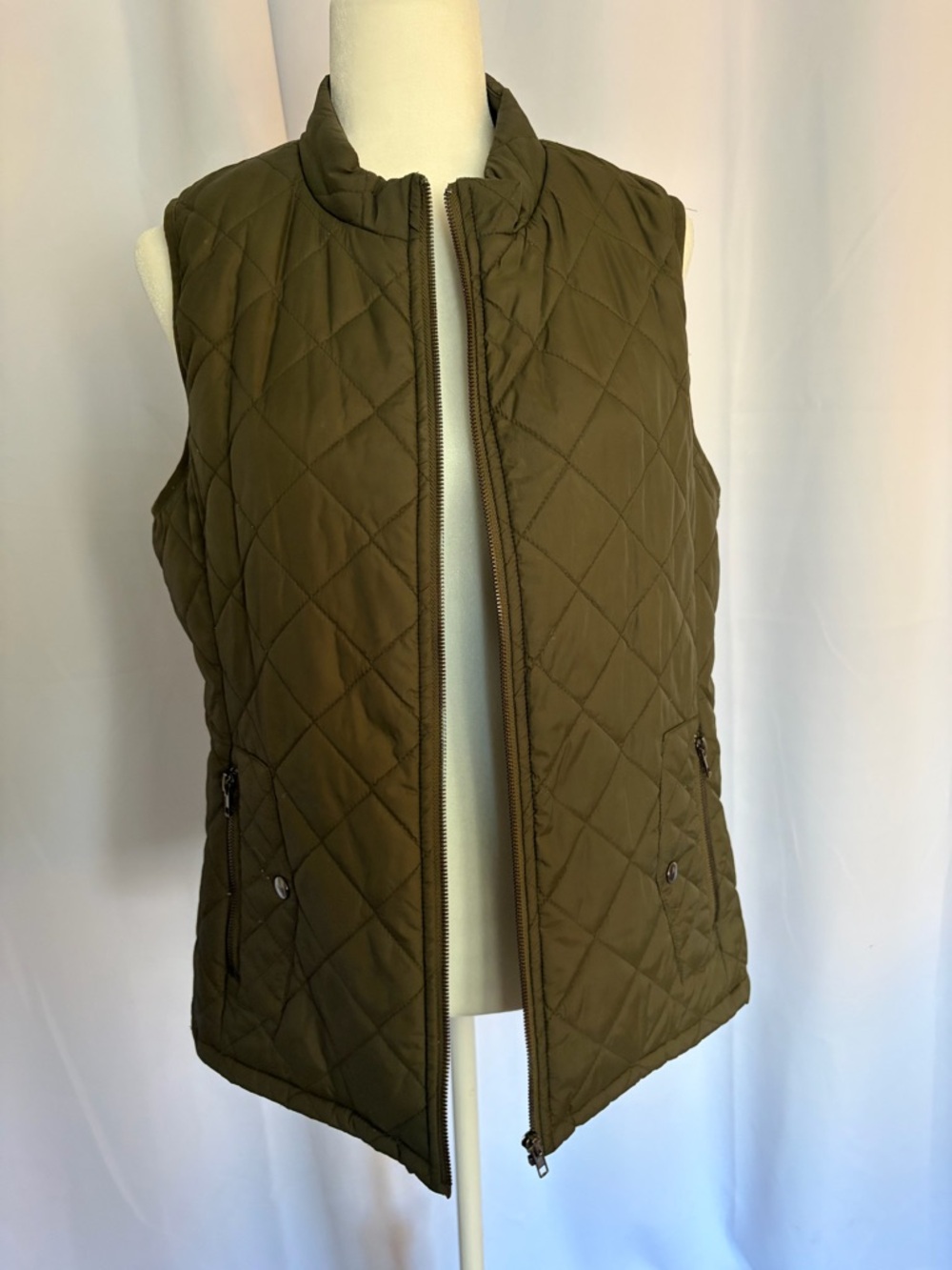 Quilted Vest in Olive
